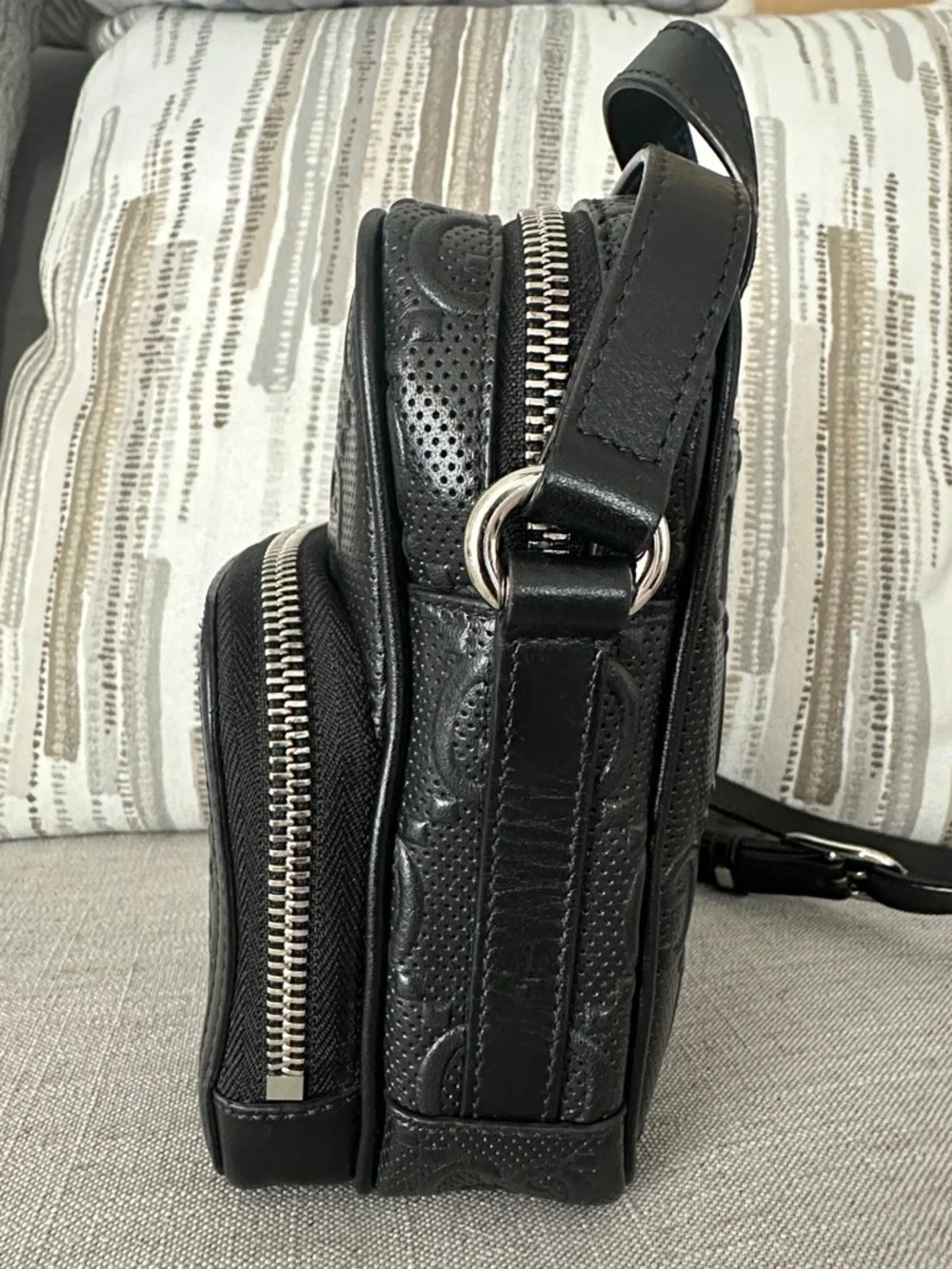 Gucci Black Perforated Leather Crossbody Messenger Bag - Picture 4 of 14